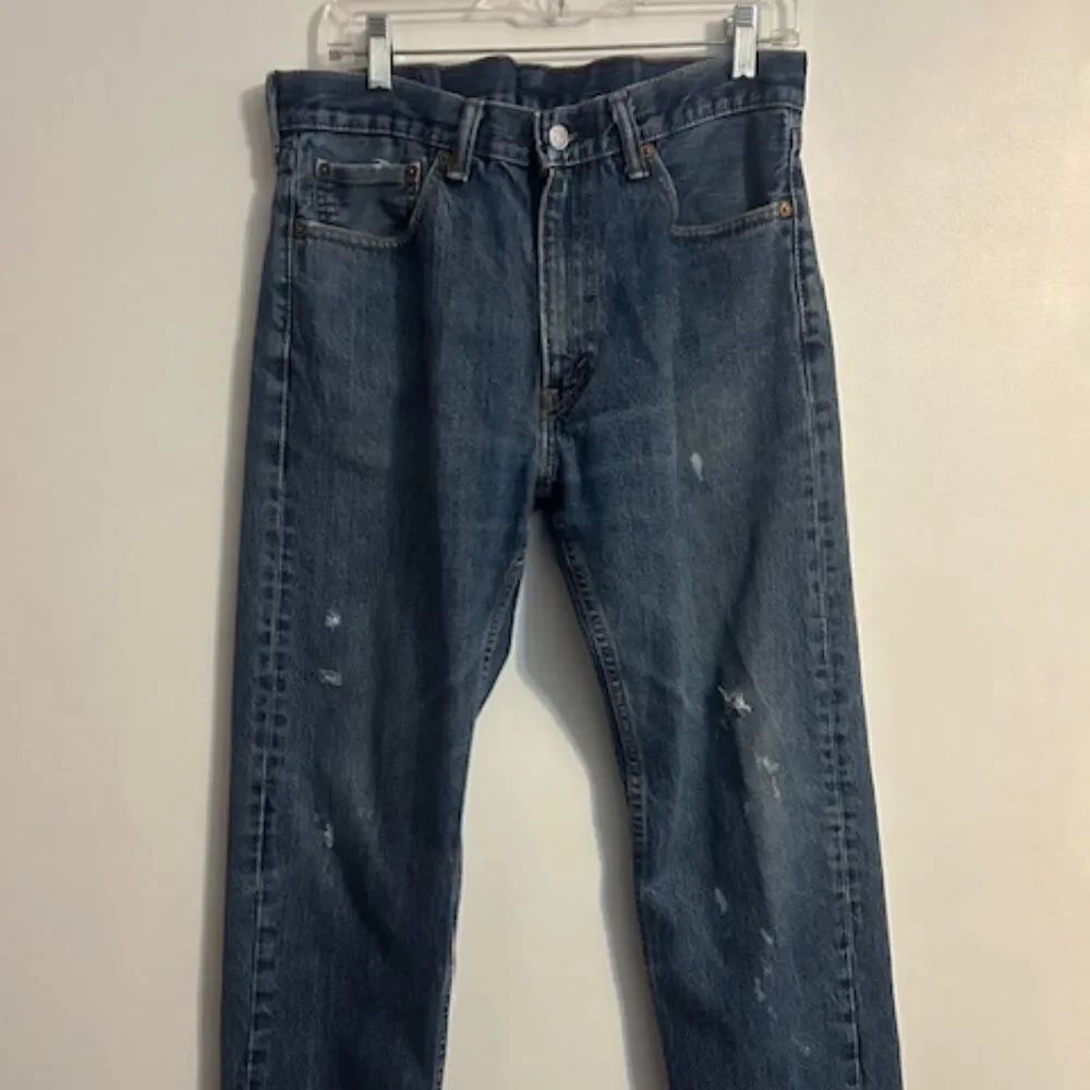 Levi's 505 distressed 5 pocket straight denim jeans, size 33/32
